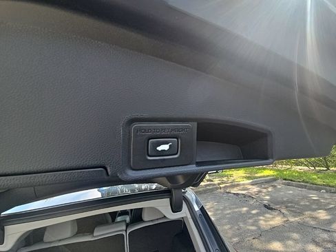 Used 2023 Acura RDX w/ Technology Package FWD image 39