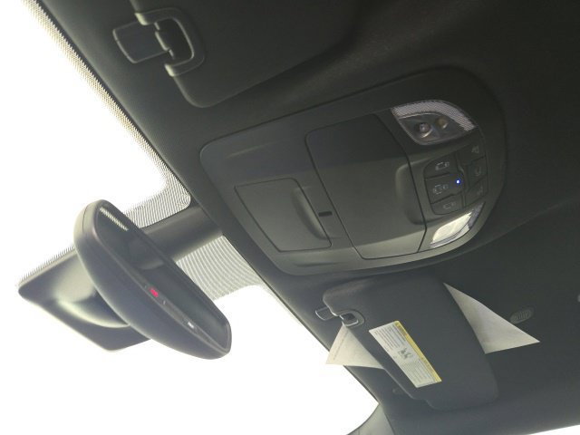 Used 2026 Chrysler Pacifica Select FWD image 30