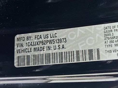 Used 2023 Jeep Wrangler Sahara w/ Cold Weather Group image 12