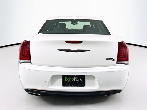 Used 2022 Chrysler 300 S image 7