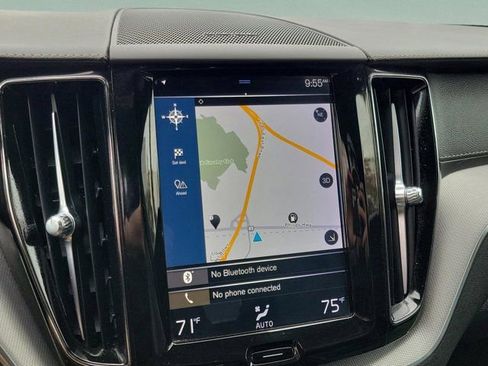 Used 2020 Volvo XC60 T5 R-Design image 18