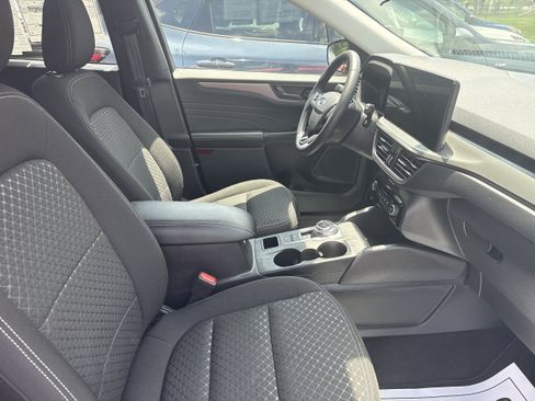 Certified 2023 Ford Escape Active w/ Tech Pack #1 AWD/4WD image 5