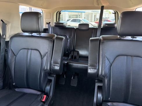 Used 2019 Ford Expedition Platinum AWD/4WD image 17