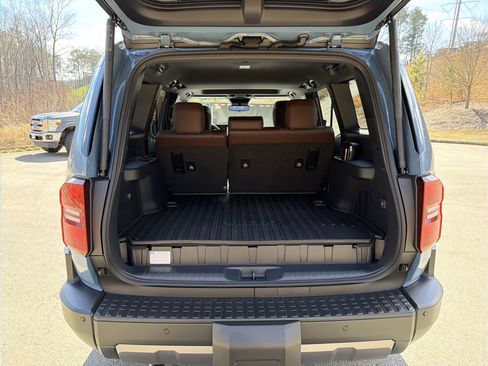 Used 2026 Toyota Land Cruiser w/ Premium Package image 17