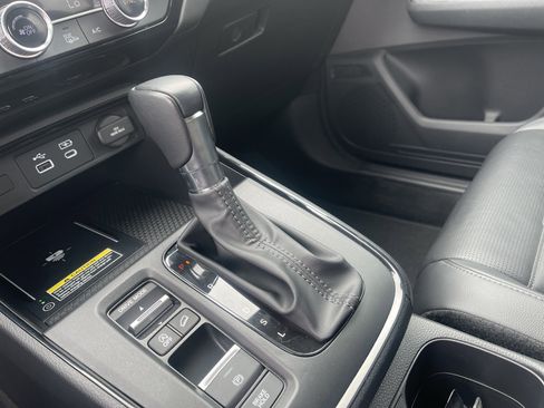 Used 2024 Honda CR-V EX-L image 16