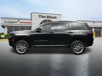 Used 2023 Jeep Grand Cherokee Summit w/ Adv Protech Group IV AWD/4WD video 2