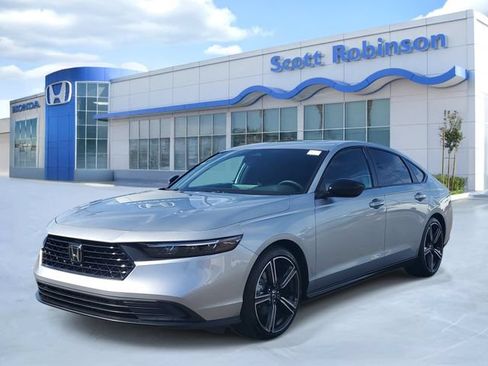 Used 2026 Honda Accord Sport image 2