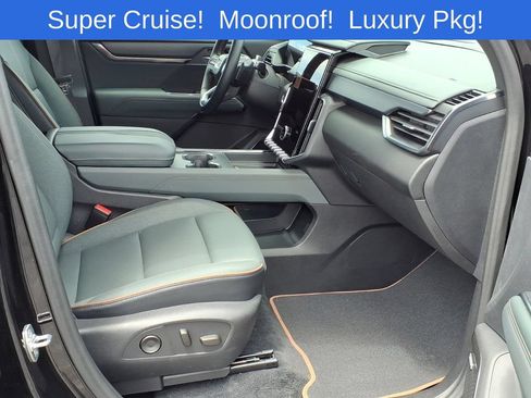 Used 2024 GMC Acadia AT4 w/ Super Cruise Package AWD/4WD image 25