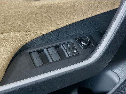 Used 2025 Toyota RAV4 LE image 15