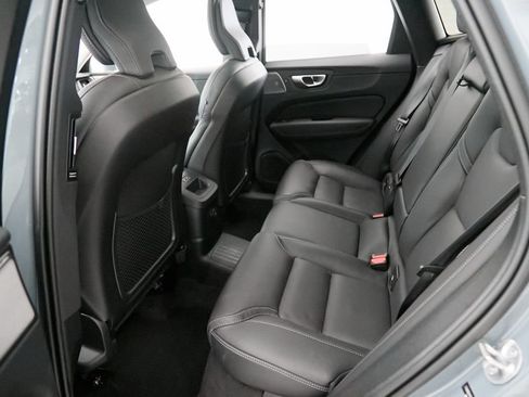 Certified 2023 Volvo XC60 T8 Ultimate w/ Climate Package AWD/4WD image 22