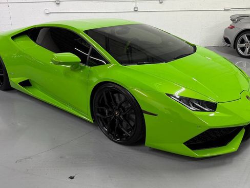 Used 2015 Lamborghini Huracan LP 610-4 AWD/4WD image 2