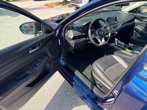 Used 2022 Nissan Altima 2.5 SR image 9