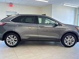 Used 2023 Ford Edge Titanium image 3