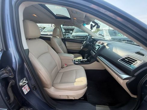 Used 2017 Subaru Outback 2.5i Limited AWD/4WD image 23