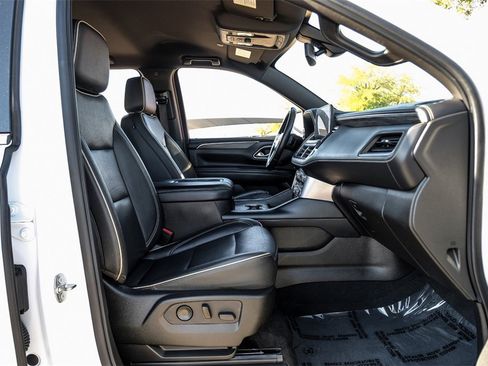 Used 2021 GMC Yukon XL SLT image 35