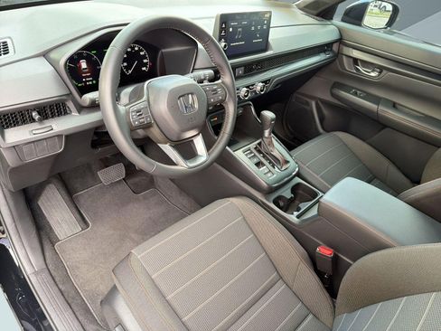 Used 2026 Honda CR-V Sport image 4