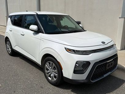 Used 2021 Kia Soul LX