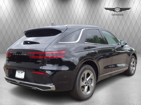 New 2026 Genesis GV70 2.5T Advanced image 4