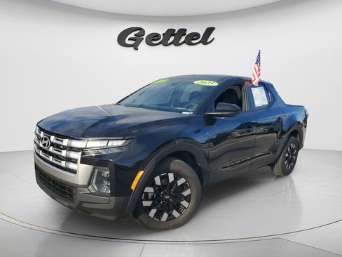 Certified 2025 Hyundai Santa Cruz SE image 1