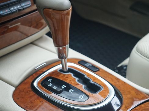 Used 2004 Mercedes-Benz S 500 image 14