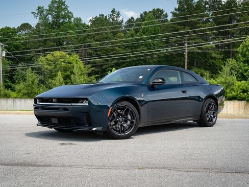 Used 2026 Dodge Charger Scat Pack AWD/4WD image 3