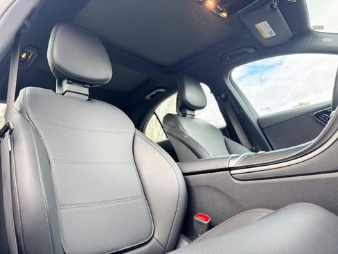 Used 2023 Mercedes-Benz C 300 4MATIC Sedan image 23