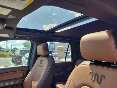 Used 2023 Ford Expedition King Ranch image 17
