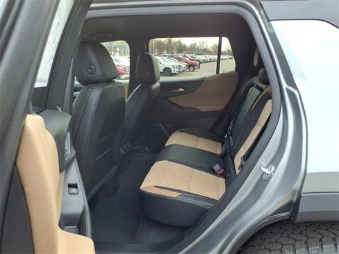 New 2026 Chevrolet Equinox ACTIV image 11
