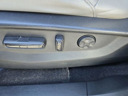 Used 2020 Honda CR-V EX-L image 14