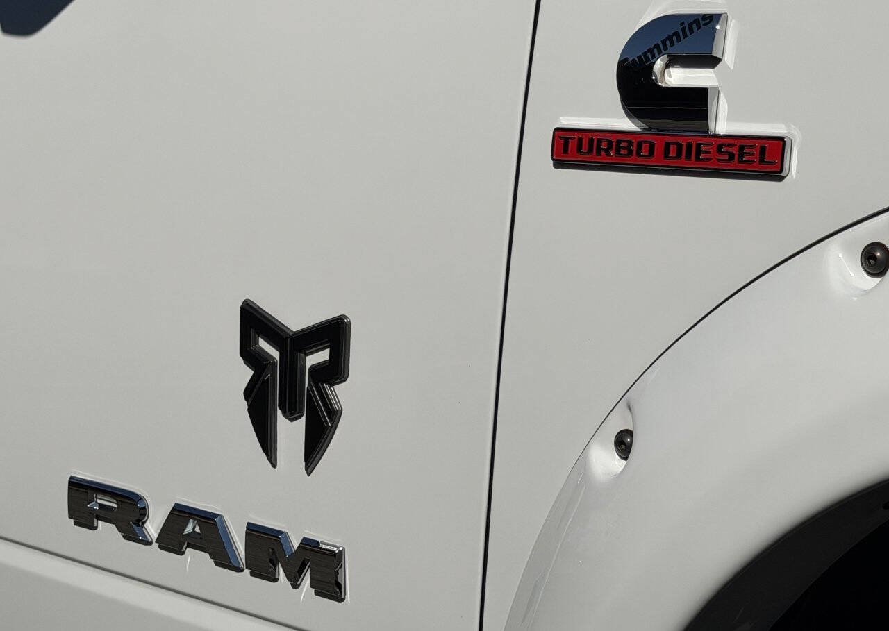 Used 2022 RAM 2500 Big Horn w/ Level C Equiment Group AWD/4WD image 9