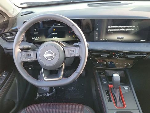 New 2026 Nissan Kicks SR w/ Cold Weather Package image 8