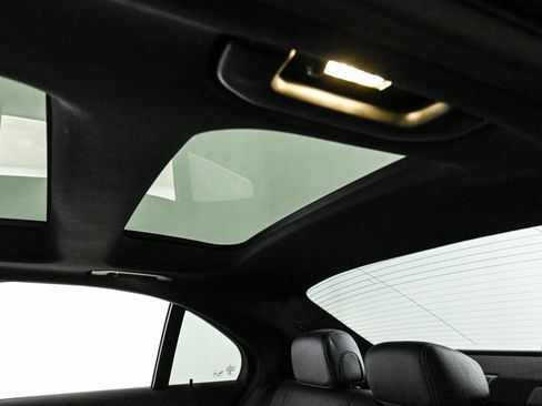 Used 2021 Mercedes-Benz C 300 4MATIC Sedan image 21