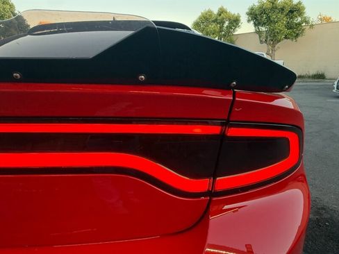Used 2022 Dodge Charger R/T RWD image 12