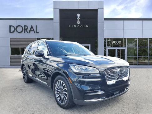 Certified 2023 Lincoln Aviator 2WD w/ Premium Package image 1