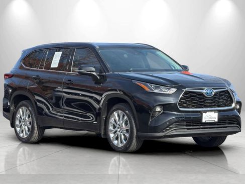 Used 2023 Toyota Highlander Limited image 9