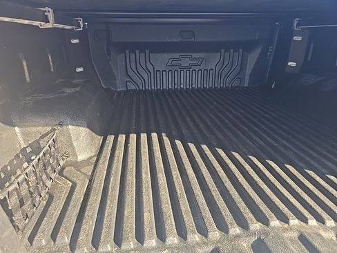 Used 2025 Chevrolet Silverado 1500 LT image 27