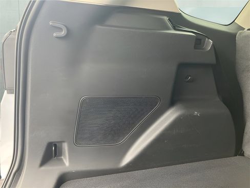 Used 2018 Ford Escape Titanium w/ Ford Safe & Smart Package image 40