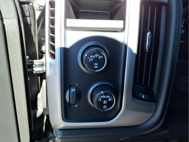 Used 2017 GMC Sierra 1500 SLE w/ SLE Value Package AWD/4WD image 17