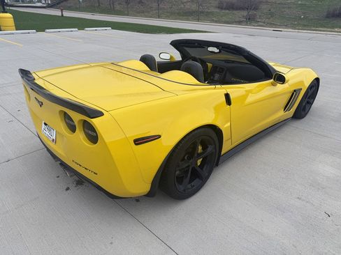 Used 2011 Chevrolet Corvette Grand Sport w/ Preferred Equipment Group image 32