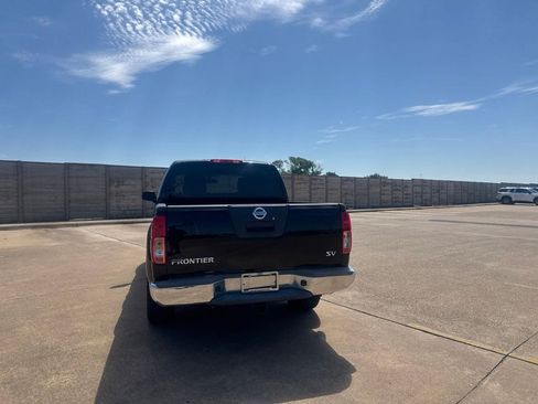 Used 2012 Nissan Frontier SV w/ SV Premium Utility Pkg RWD image 17
