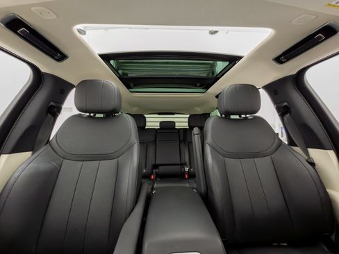 Used 2023 Land Rover Range Rover SE AWD/4WD image 10