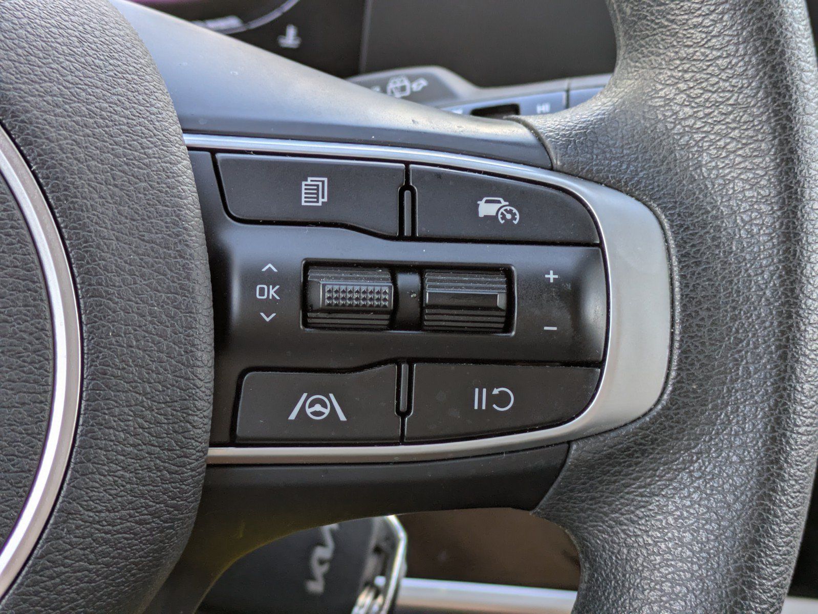 Certified 2024 Kia Sportage LX FWD image 19