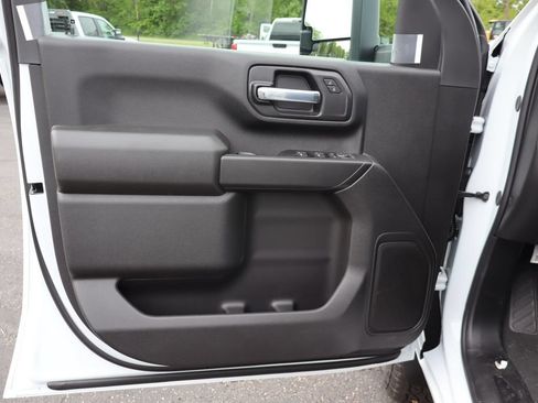 New 2026 Chevrolet Silverado 2500 Custom w/ Custom Value Package AWD/4WD image 5