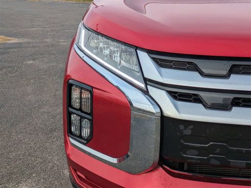 Used 2024 Mitsubishi Outlander Sport SE image 10