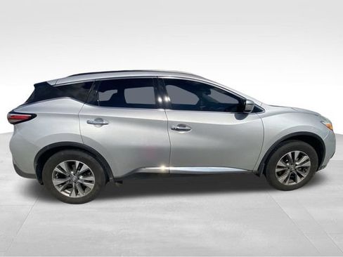 Used 2016 Nissan Murano SV AWD/4WD image 12