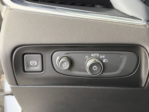 Used 2021 Buick Enclave Premium w/ Sun and Sites Package FWD image 24