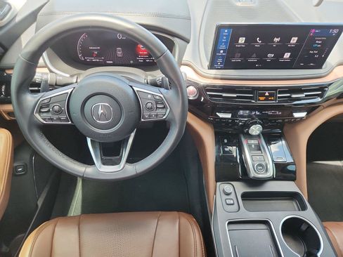 Used 2025 Acura MDX FWD w/ Technology Package image 11