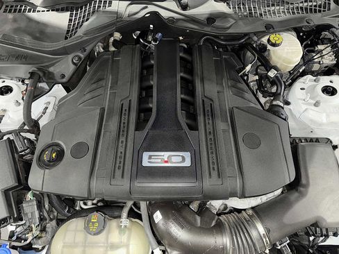 Used 2022 Ford Mustang GT image 12