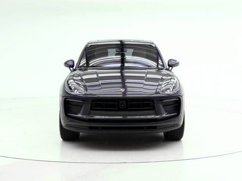 Used 2026 Porsche Macan AWD/4WD image 8