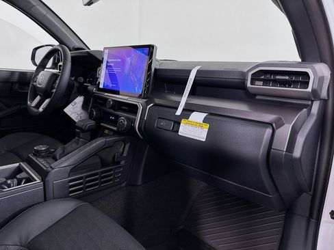 New 2026 Toyota 4Runner TRD Off-Road Premium AWD/4WD image 31